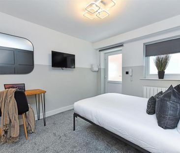 Studio to rent - Photo 5