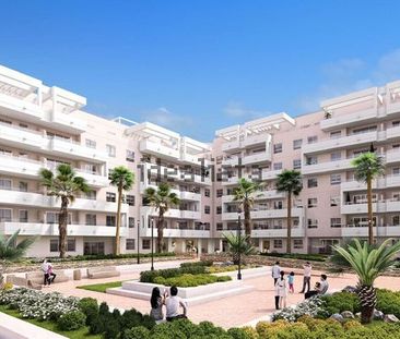 Alquiler de piso en Calle Miguel Delibes - Photo 4