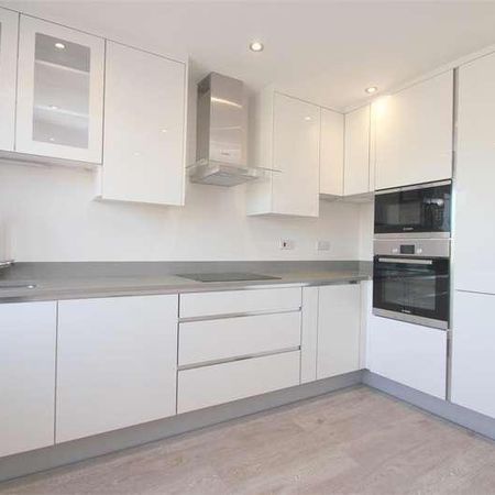 St Lukes Road, Old Windsor, SL4 - Photo 4