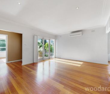 Spacious Family Living in a Prime Box Hill North Location - Photo 6