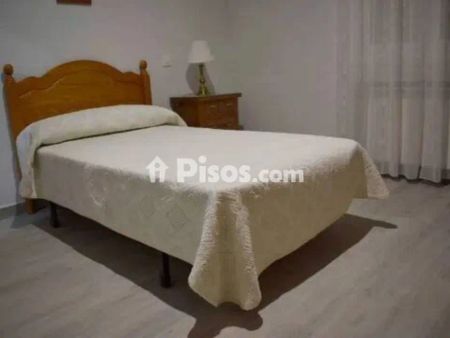 Piso en alquiler en Centro - Photo 2