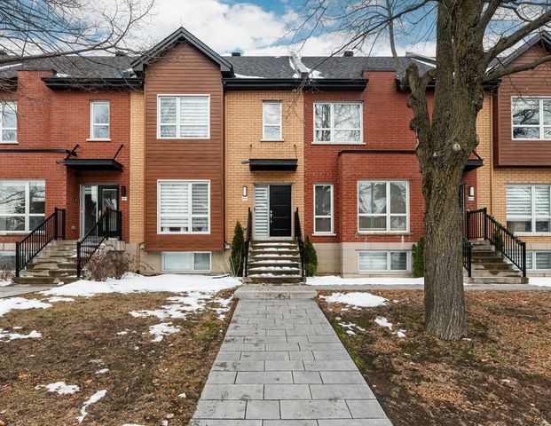 À louer / Maison à étages - Photo 1