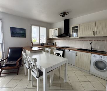 Location Appartement 3 pièces 64m² VAUJOURS 93410 - Photo 1