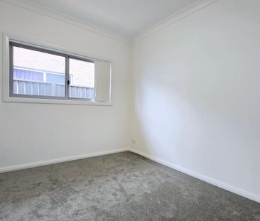 Call Brad at 0404 850 757 or Call Qin at 0430 904 018 - Photo 2