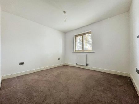 5 bedroom detached house to rent - Photo 5