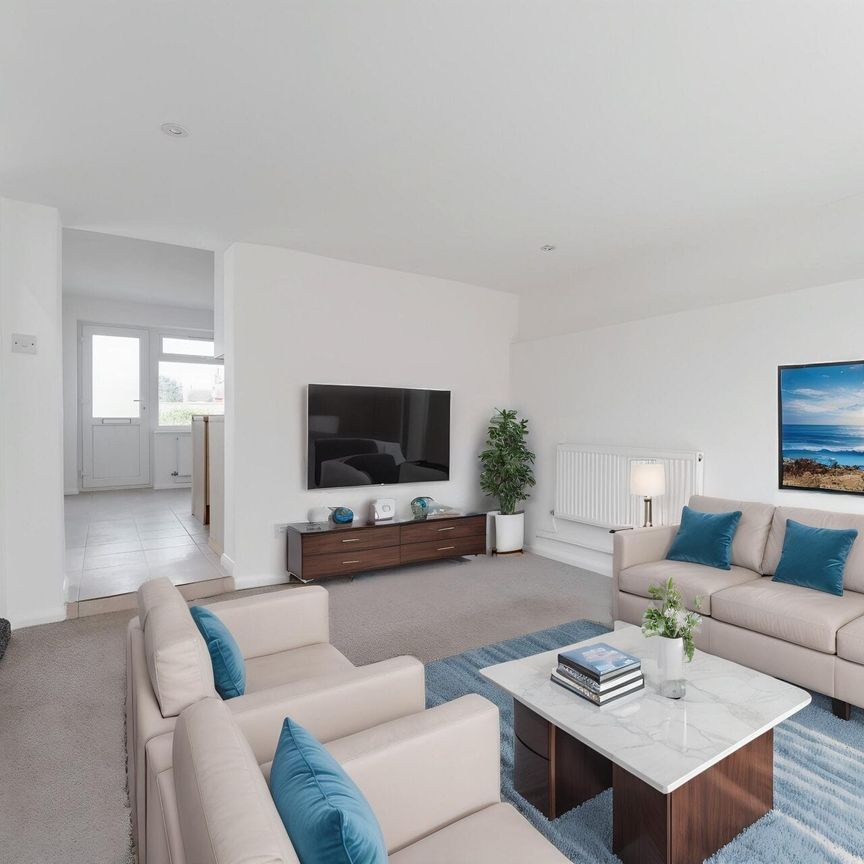 Beach Road, Caister-On-Sea - Photo 1