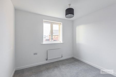 3 bedroom semi-detached house to rent - Photo 5