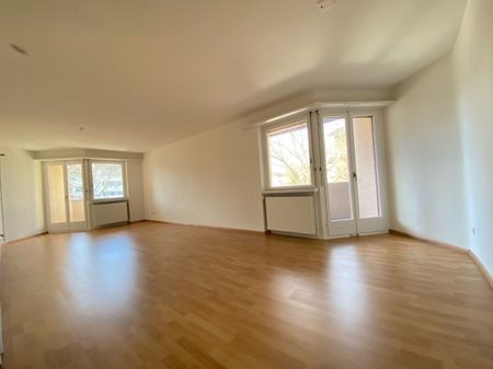 Moderne et spacieux : appartement de 4,5 pièces à Zurich avec balcon et salle de bain privée - Photo 4