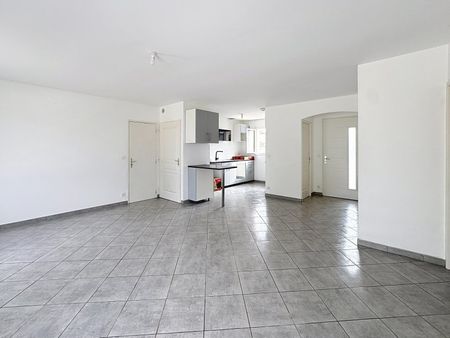 Location / Maison T4 - Photo 2