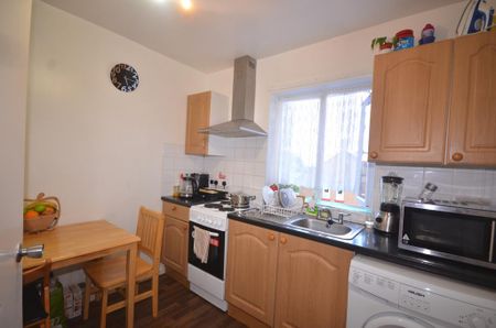 1 bedroom flat to rent - Photo 5