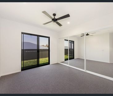 LUXURIOUS ARCHITECTURALLY DESIGNED HOME-RENT WILL INCREASE TO $720 ... - Photo 4