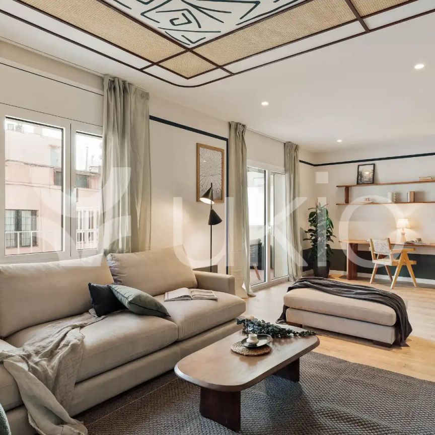 Apartamento de alquiler en Carrer de Maó, Sant Gervasi i la Bonanova - Photo 1