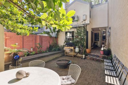 18 High Holborn Street, Surry Hills NSW 2010 - Terrace For Rent | Domain - Photo 3