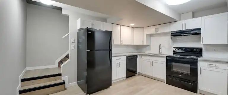 8704 136 Avenue Northwest, Down, Edmonton, Alberta, Canada, T5E 3E6 | 8704 136 Avenue Northwest, Edmonton - Photo 1