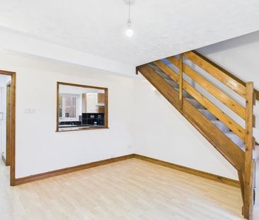 Beech Close, Hardwicke, Gloucester - Photo 2