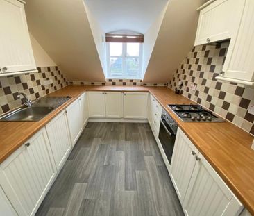 2 bedroom apartment to rent - Photo 4