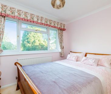 4 bedroom detached house to rent - Photo 6