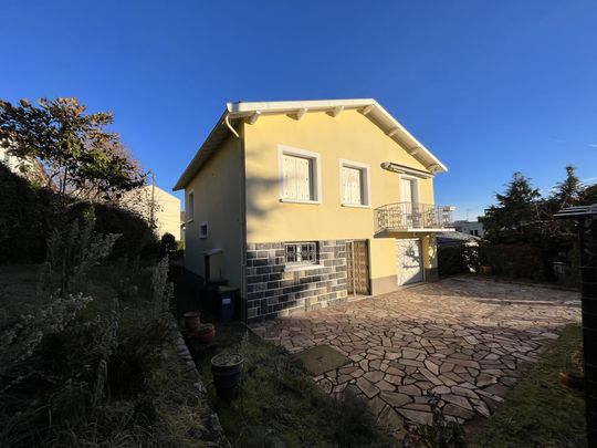 Location Maison 4 pièces 114m² CLERMONT FERRAND 63100 - Photo 1