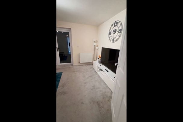 3 Bed Detached House, Beastow Road, M12 - Photo 1