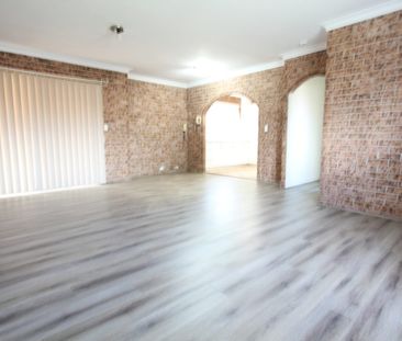 EXCELLENT 2 BEDROOM UNIT WITH GOOD SIZE LIVING AREAS - Photo 1