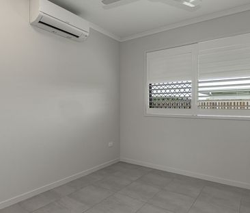 14 Wigton Court, Bushland Beach - Photo 3