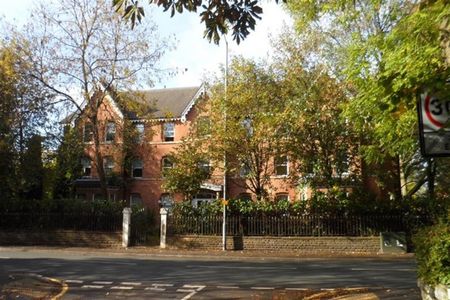 2 Bedroom Apartment To Let - Photo 3