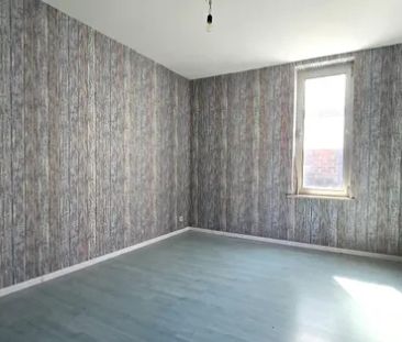 Ruime, rustig gelegen 4-slaapkamerwoonst - Photo 1