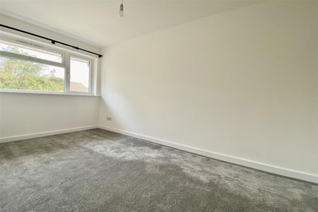 Shadwells Close, Lancing - Photo 5