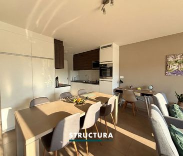 Appartement met twee slaapkamers en staanplaats - Photo 1