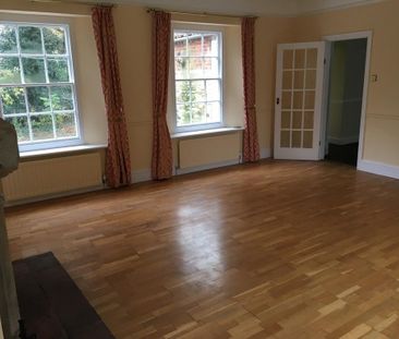 4 bedroom cottage to rent - Photo 3