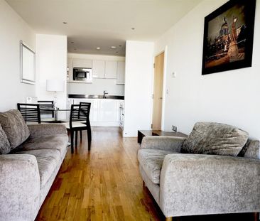 2 bedroom apartment to rent - Photo 3