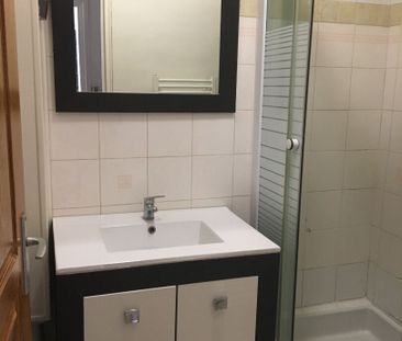 Location Appartement 2 pièces 54m² - Photo 3