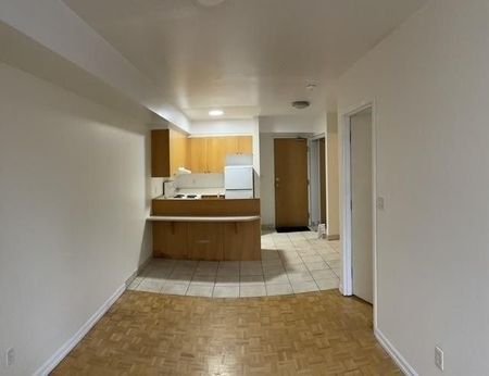 For Lease - 126 Dundas Street Unit# 202, Toronto, Ontario - Photo 2