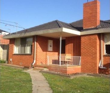 Great Family Home - Photo 1