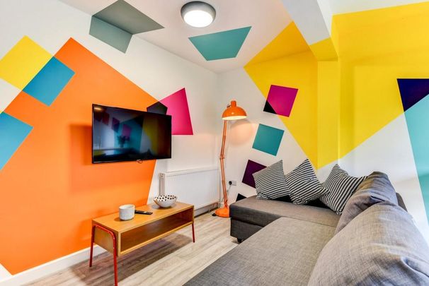 6 bedroom house to rent - Photo 1