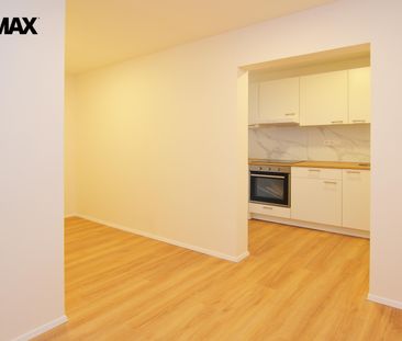 Pronájem bytu 2+kk v družstevním vlastnictví 50 m², Praha 5 - Hlubo... - Photo 2