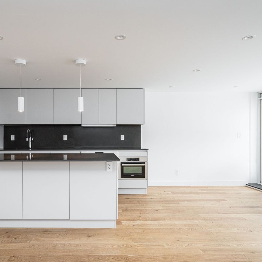 4 Overland Drive - Photo 1