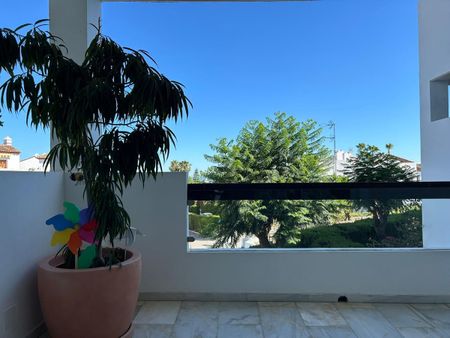 Apartment in Bel Air, Costa del Sol - Photo 5
