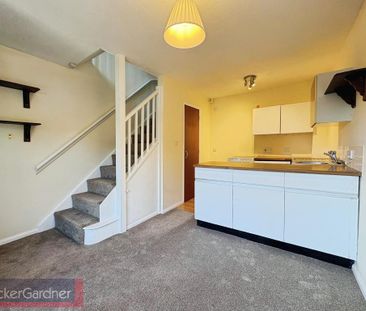 1 bedroom house to rent - Photo 2