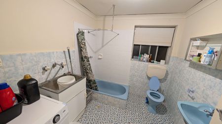 Renown Park - Photo 3