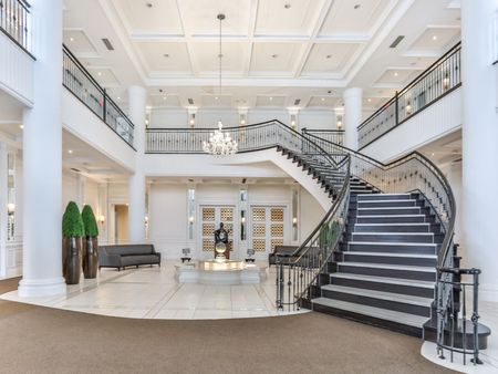 For Lease - 25 Greenview Avenue Unit# 324, Toronto, Ontario - Photo 4