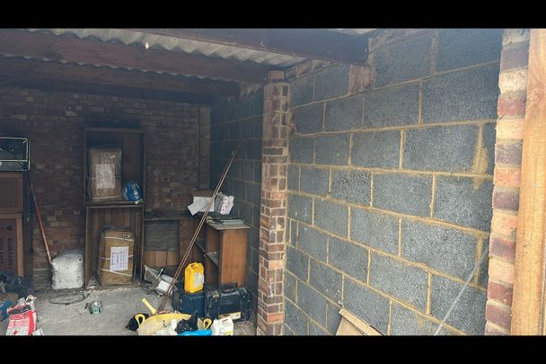 1 Bed Maisonette, Hamilton Avenue, IG6 - Photo 1