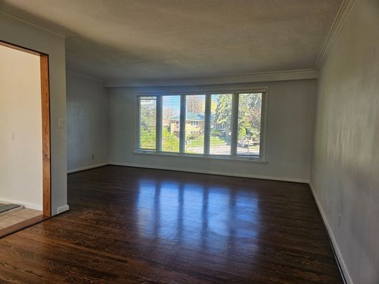 For Lease - 16 Donewen Court, Toronto, Ontario - Photo 1
