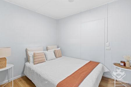 Newly Renovated Furnished Studio Apartment Includes Power & NBN - Photo 5