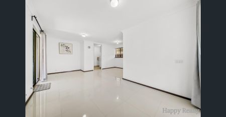 Renovated 3-Bedroom Home with Split System Air-Conditioning Throughout - Photo 4