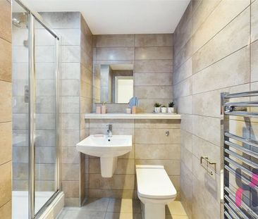 Studio to rent - Photo 5