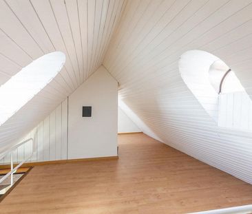 Originelle 5½-Zimmer-Dachwohnung mit Cheminée - Photo 3