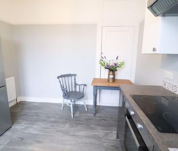1 bedroom in a house share to rent - Photo 6
