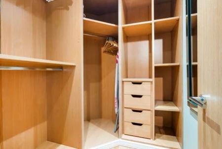 4 Bedroom Apartment - Photo 5