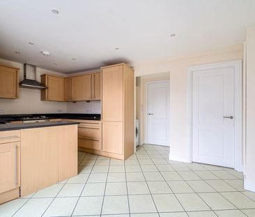 Great George Street, Godalming, Surrey, GU7 - Photo 3